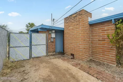 Exterior - 4802 E 2nd St, Tucson, AZ 85711 photo 4 of 9