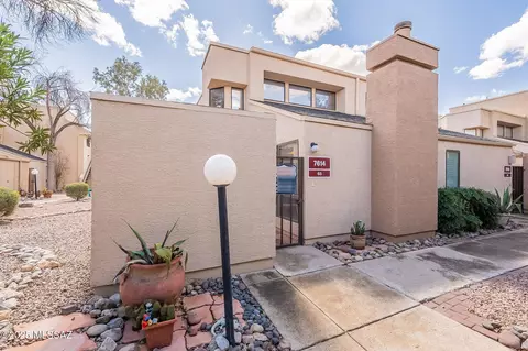 7614 E Callisto Cir UNIT 65, Tucson, AZ 85715