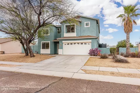 6498 W Blue Star Dr, Tucson, AZ 85757