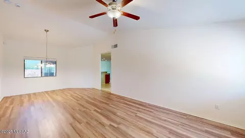 984 E Stronghold Canyon Ln, Sahuarita, AZ 85629