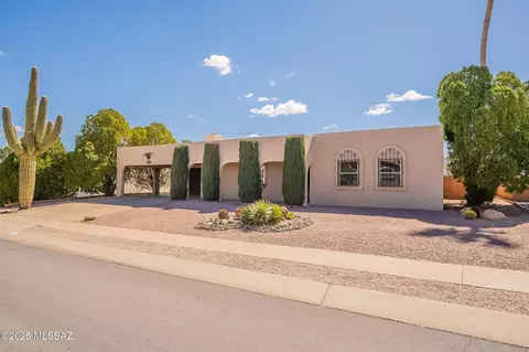 241 W Calle Nogal, Green Valley, AZ 85614