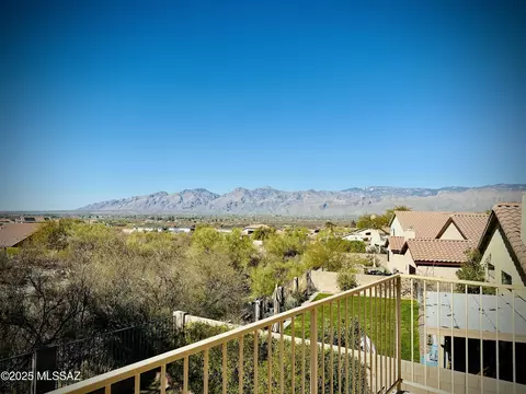 331 N Nightfall Ave, Tucson, AZ 85748