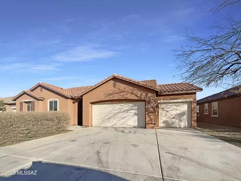 11153 W Red Quartz Trl, Marana, AZ 85658