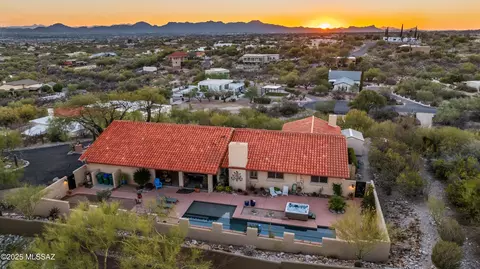 5420 N Suncrest Pl, Tucson, AZ 85718