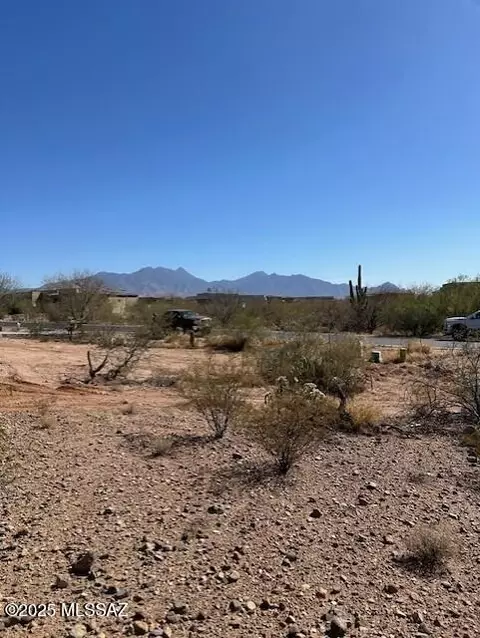 2499 E Maverick Mile Pl, Sahuarita, AZ 85629