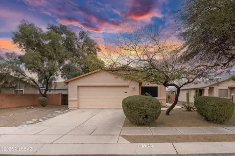 6158 N April Dr, Tucson, AZ 85741