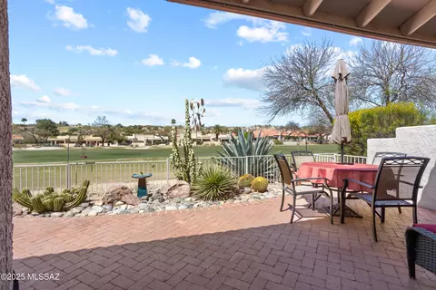8633 N Johnny Miller Dr, Tucson, AZ 85742