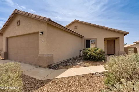 4491 W Sun Quest St, Tucson, AZ 85741