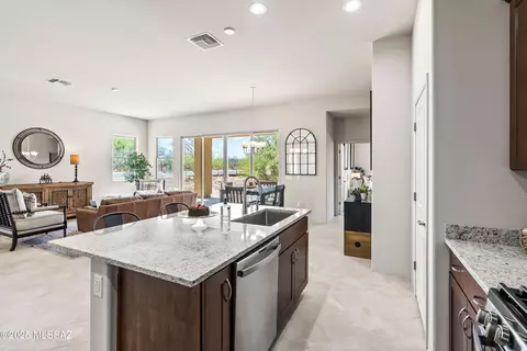 Kitchen - 13931 E Langtry Ln, Tucson, AZ 85747 photo 3 of 3