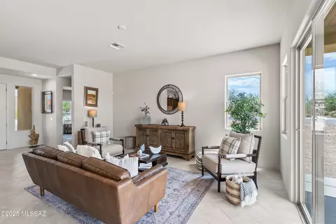 Living - 13931 E Langtry Ln, Tucson, AZ 85747 photo 1 of 1
