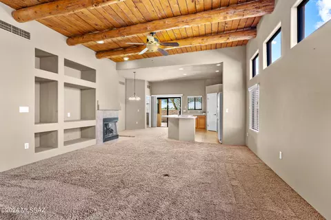 1679 N Placita Del Sol Chiquito, Tucson, AZ 85715