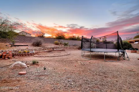 Exterior - 8884 E Apache Well Pl, Tucson, AZ 85730 photo 10 of 16