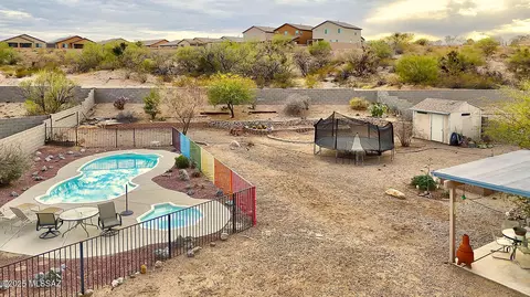 Exterior - 8884 E Apache Well Pl, Tucson, AZ 85730 photo 4 of 16