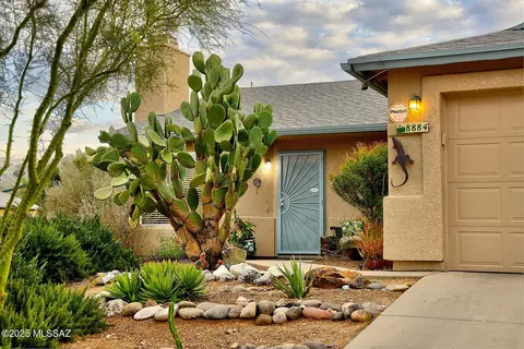 Exterior - 8884 E Apache Well Pl, Tucson, AZ 85730 photo 1 of 16