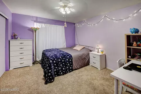 Bedroom - 8884 E Apache Well Pl, Tucson, AZ 85730 photo 2 of 4