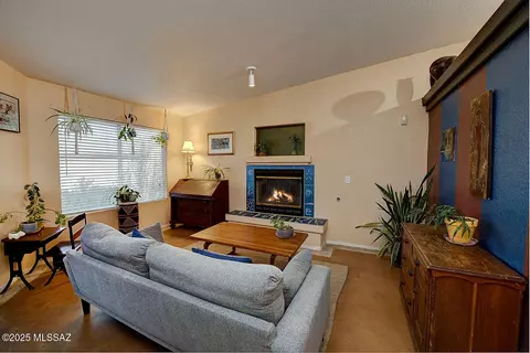 Living - 8884 E Apache Well Pl, Tucson, AZ 85730 photo 1 of 4