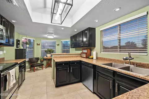 9986 E Stella Rd, Tucson, AZ 85730 photo 10