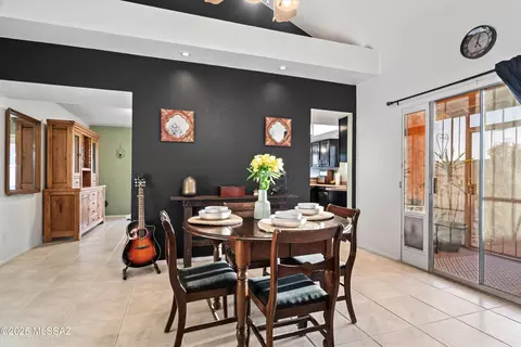 9986 E Stella Rd, Tucson, AZ 85730 photo 9