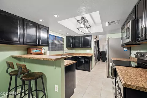9986 E Stella Rd, Tucson, AZ 85730 photo 16