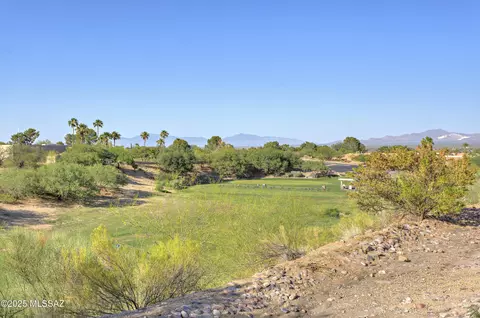1287 W Calle Altamira, Green Valley, AZ 85622