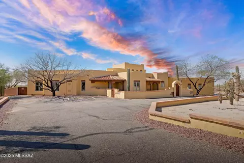 2921 W Crystal View Ct, Tucson, AZ 85742