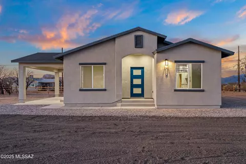 7915 S Cardinal Ave, Tucson, AZ 85746