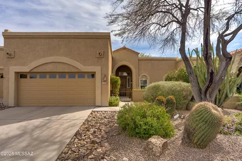 12628 N Running Coyote Dr, Oro Valley, AZ 85755