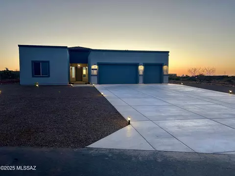 Exterior - 13442 S High Haven Mesa, Vail, AZ 85641 photo 1 of 8
