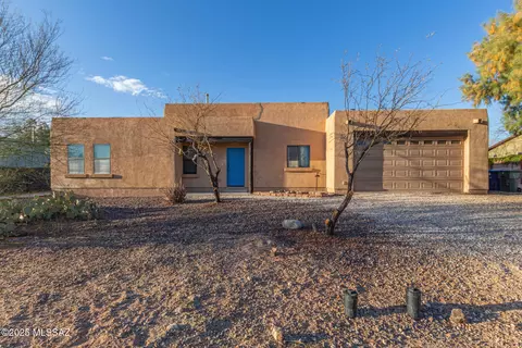 4749 E 4th St, Tucson, AZ 85711