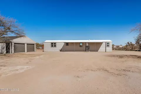 16840 W Calle Amaya, Marana, AZ 85653