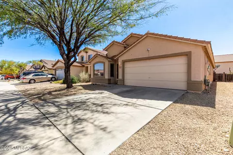 Exterior - 12712 E Red Iron Trl, Vail, AZ 85641 photo 4 of 5