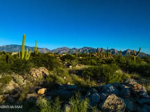14980 N Slippery Ridge Loop N, Tucson, AZ 85755