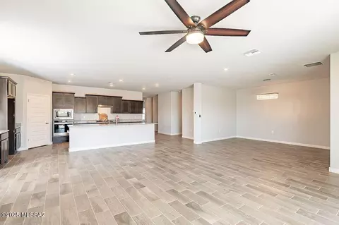 Living - 505 W Grantham St, Vail, AZ 85641 photo 4 of 4