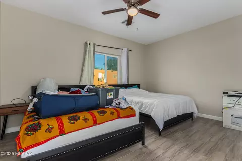 Bedroom - 1695 E Drexel Rd, Tucson, AZ 85706 photo 4 of 11