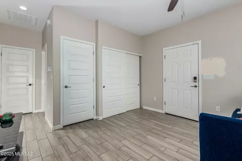 Entry Way - 1695 E Drexel Rd, Tucson, AZ 85706 photo 1 of 1