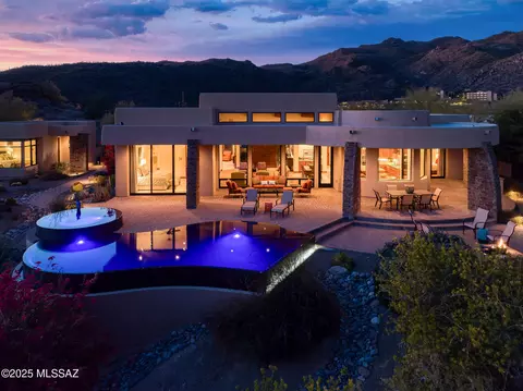 5763 W Sunset Gallery Pl, Marana, AZ 85658