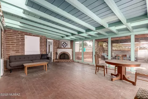 Exterior - 5251 E 4th St, Tucson, AZ 85711 photo 6 of 11