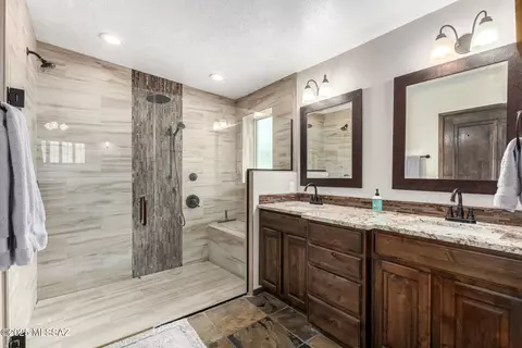 Bath - 5251 E 4th St, Tucson, AZ 85711 photo 1 of 2