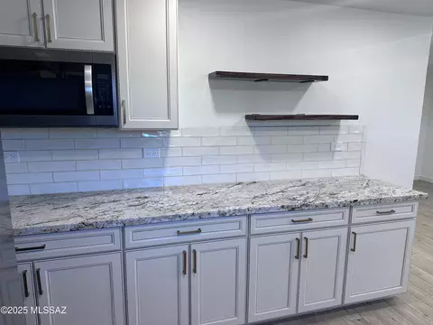 Kitchen - 553 E 6th St, Benson, AZ 85602 photo 5 of 8