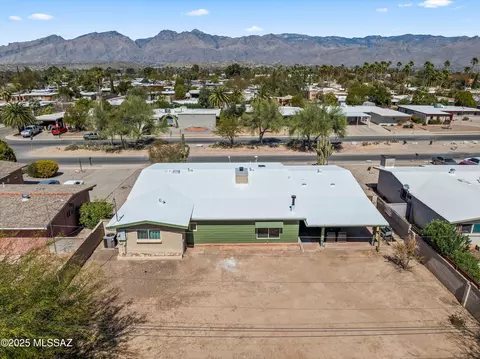 View/Area - 7812 E Pima St, Tucson, AZ 85715 photo 5 of 5