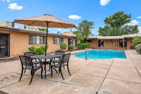 537 N Stewart Ave, Tucson, AZ 85716
