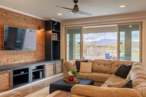 11320 E Granite Gulch Way, Tucson, AZ 85747