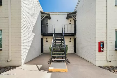 8450 E Old Spanish Trl #233, Tucson, AZ 85710