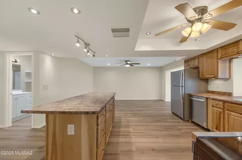 Kitchen - 7731 E David Dr, Tucson, AZ 85730 photo 1 of 4