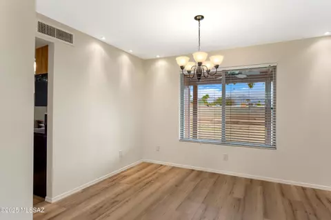 Dining - 7731 E David Dr, Tucson, AZ 85730 photo 2 of 4