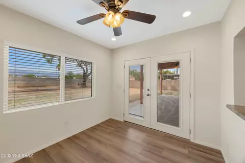 Dining - 7731 E David Dr, Tucson, AZ 85730 photo 4 of 4