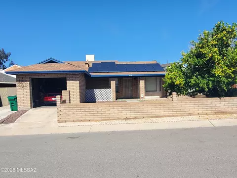 4512 W Vander Bie Ln, Tucson, AZ 85741