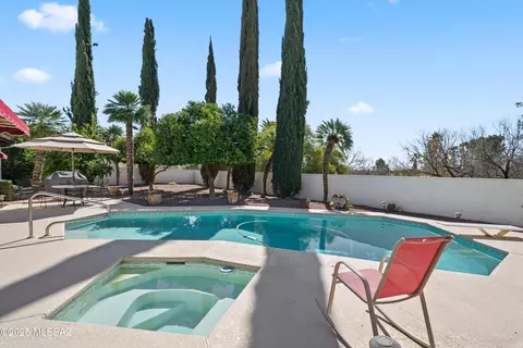 Exterior - 8240 E Oneida Pl, Tucson, AZ 85715 photo 3 of 5