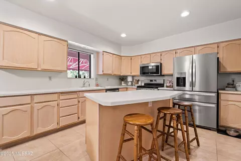 Kitchen - 8240 E Oneida Pl, Tucson, AZ 85715 photo 1 of 3