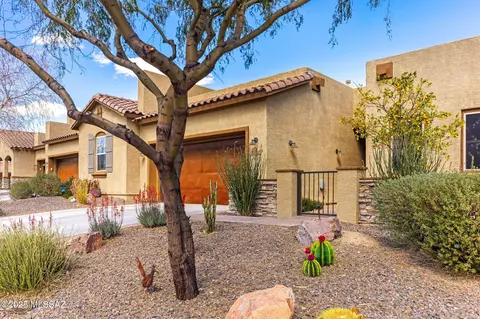 13222 N Chiracahua Peak Dr, Oro Valley, AZ 85755